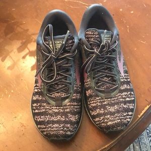 Brooks Ghost 10 Sneakers women’s size 8.5